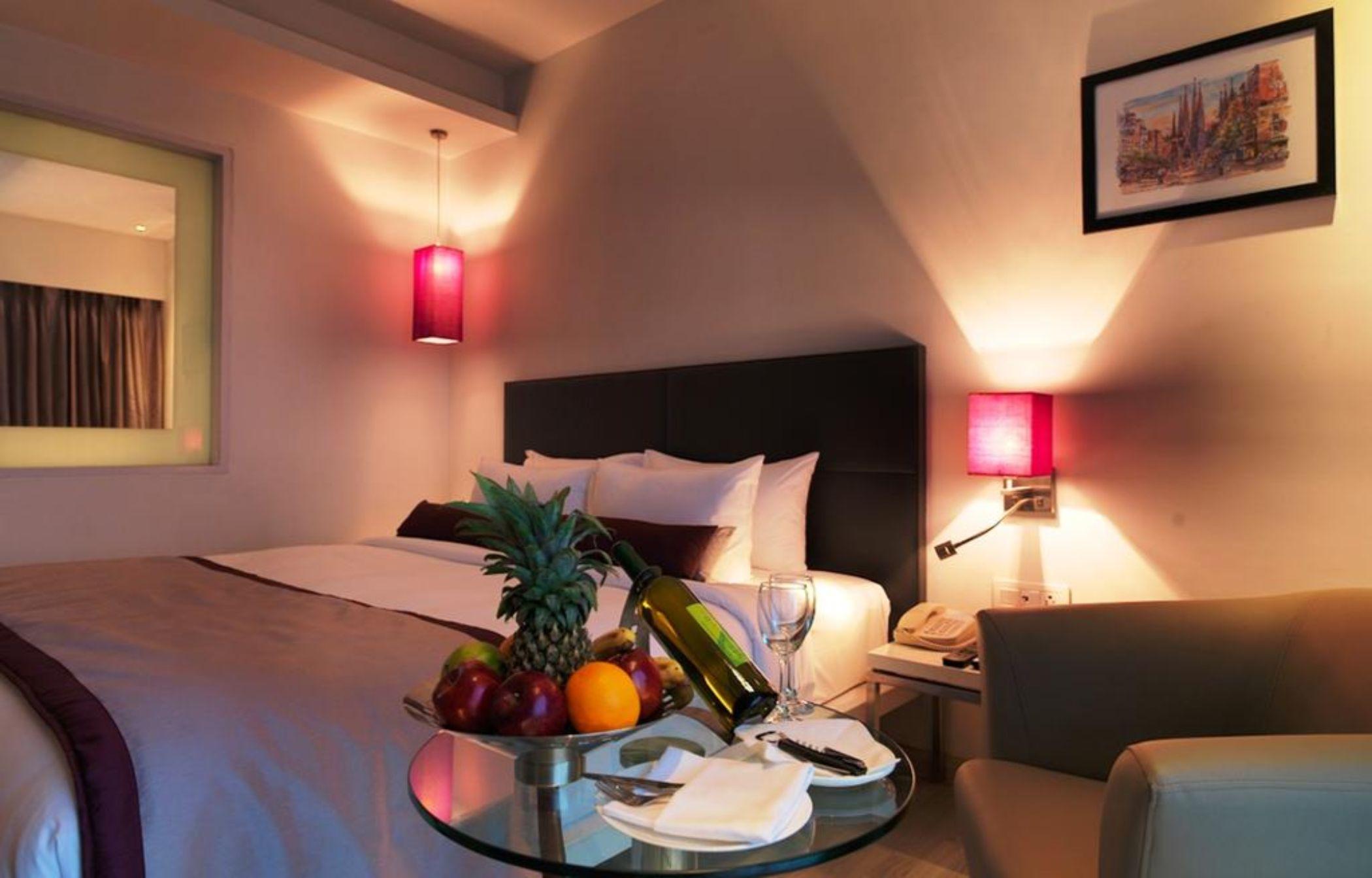 Spree Shivai Hotel Pune Pimpri-Chinchwad Exteriör bild
