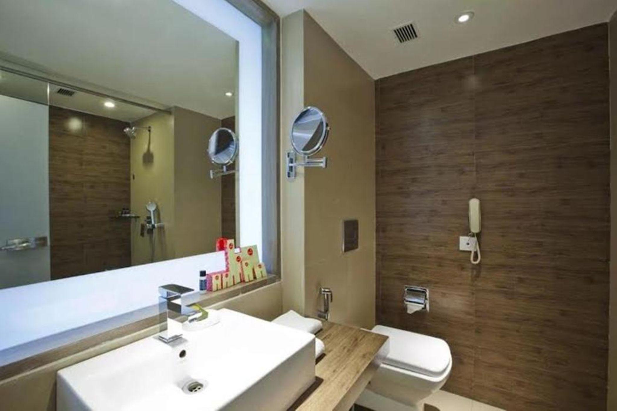 Spree Shivai Hotel Pune Pimpri-Chinchwad Exteriör bild