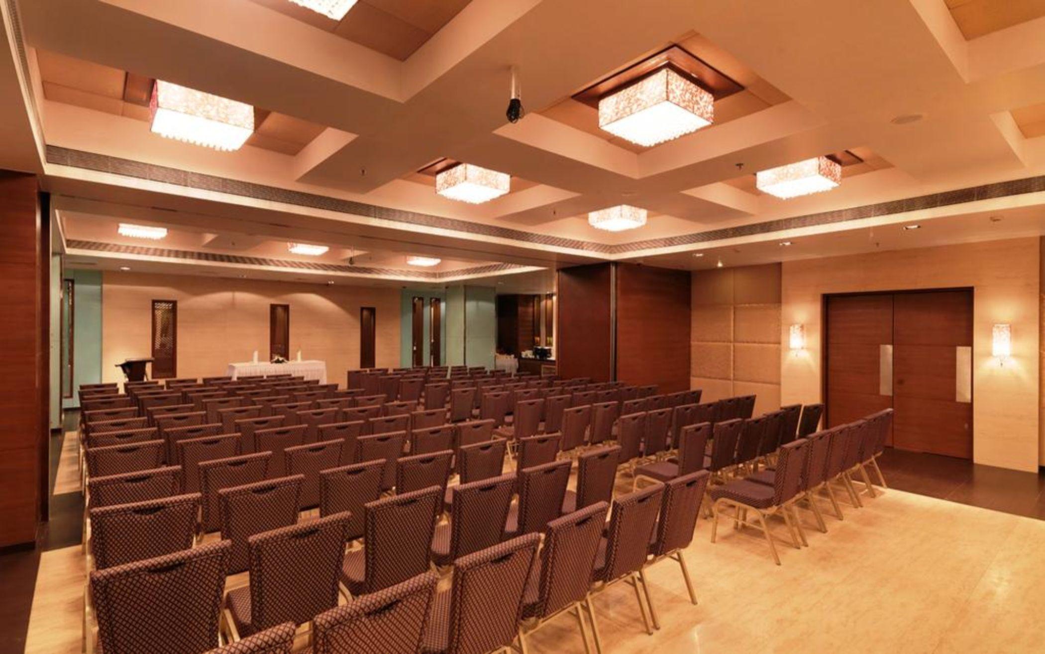 Spree Shivai Hotel Pune Pimpri-Chinchwad Exteriör bild