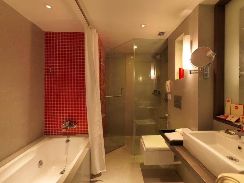 Spree Shivai Hotel Pune Pimpri-Chinchwad Exteriör bild