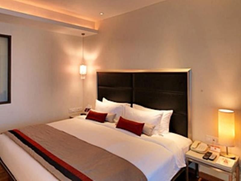 Spree Shivai Hotel Pune Pimpri-Chinchwad Exteriör bild
