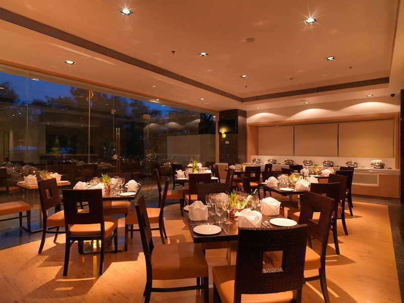 Spree Shivai Hotel Pune Pimpri-Chinchwad Exteriör bild